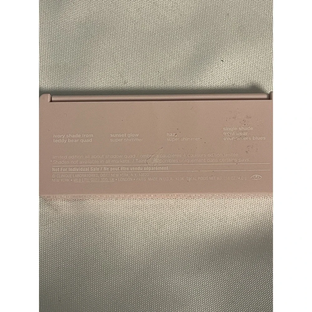 Clinique All About Shadow Limited Edition Quad – GWP – Discontinued –‎ Pink Case
